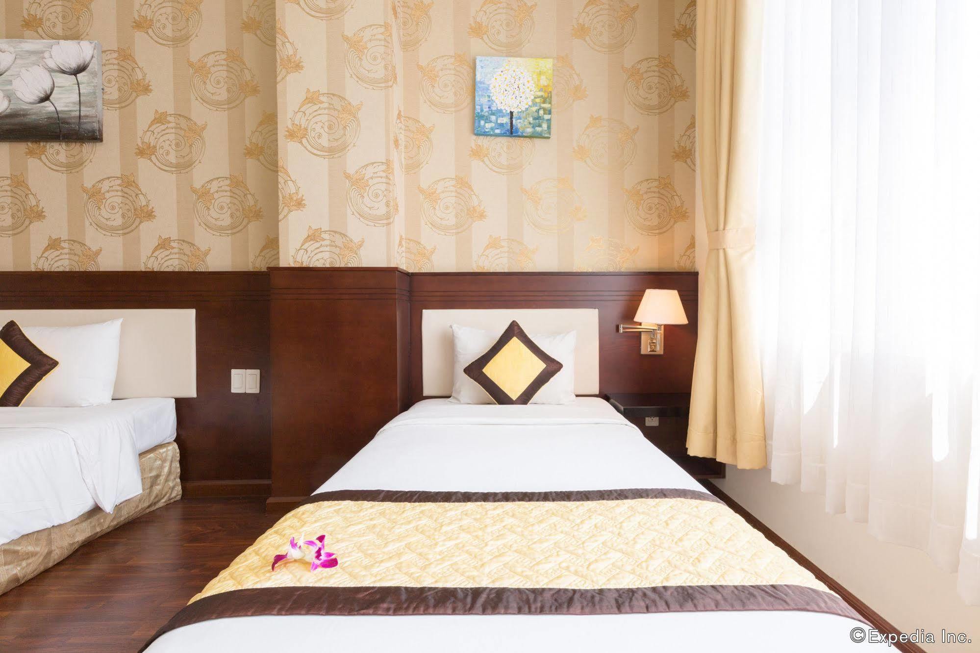 แฮปปี้ ไลฟ์ โฮเต็ล Hotel โฮจิมินห์ซิตี้ ภายนอก รูปภาพ